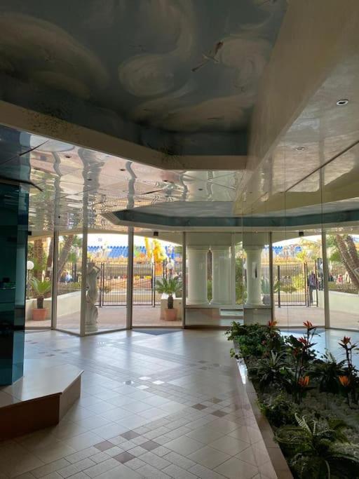 Superbe Studio Avec Terrasse En Front De Mer Mentona Zewnętrze zdjęcie