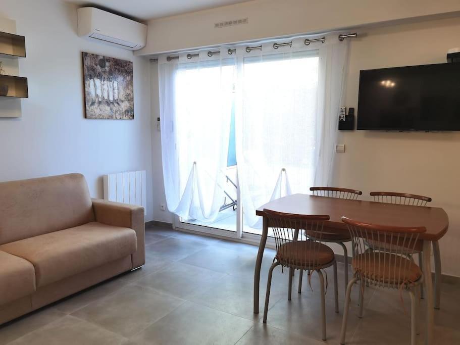 Superbe Studio Avec Terrasse En Front De Mer Mentona Zewnętrze zdjęcie