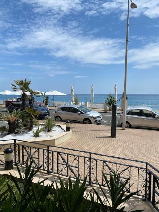 Superbe Studio Avec Terrasse En Front De Mer Mentona Zewnętrze zdjęcie