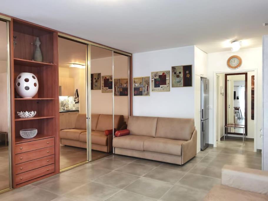 Superbe Studio Avec Terrasse En Front De Mer Mentona Zewnętrze zdjęcie